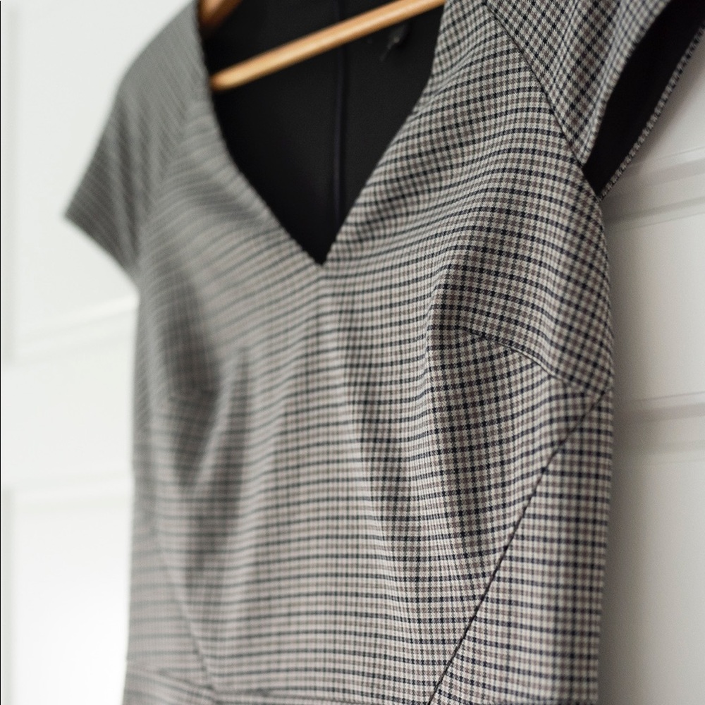 Woman’s micro plaid sheath dress by Banana Republic, size 4